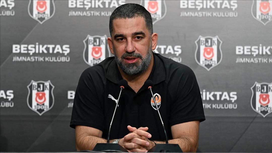 Beşiktaş ın efsane ismi Rıza Çalımbay hem Beşiktaş ın yeni transferlerini hem de Arda Turan ı topa tuttu! Çalımbay a eleştiriler dinmedi... 4