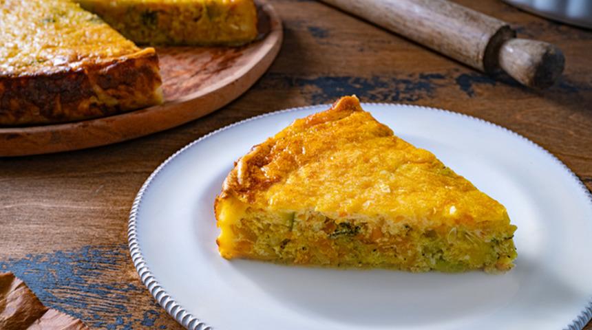 Sadece çocuklar değil, büyükler de bayılıyor: Gizli sebzeli kek tarifi! Klasik keklerden farkı yok: Pratik ve leziz sebzeli kek tarifi...