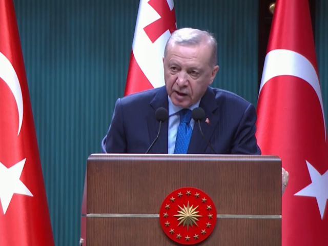Cumhurbaşkanı Erdoğan yeni hedefi duyurdu: "5 milyar dolar"