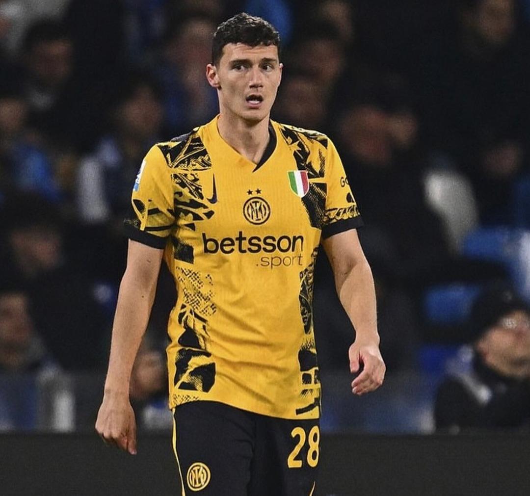 Galatasaray transferde hedef büyüttü! Inter in Fransız milli yıldızı Benjamin Pavard için ciddi adımlar atılıyor... 1