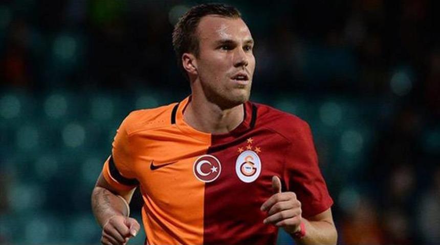 Mustafa Denizli a&ccedil;ıkladı: 'Grosskreutz ayrılmak istiyor'