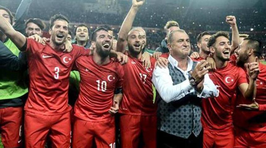 FIFA A&ccedil;ıkladı: 2015'in d&uuml;nya şampiyonu T&uuml;rkiye