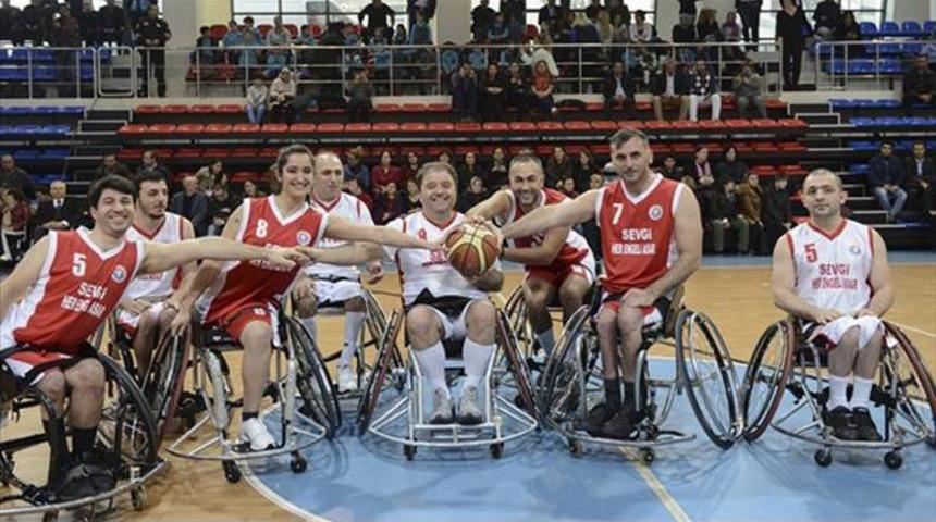 Basketbolda engel tanımadılar