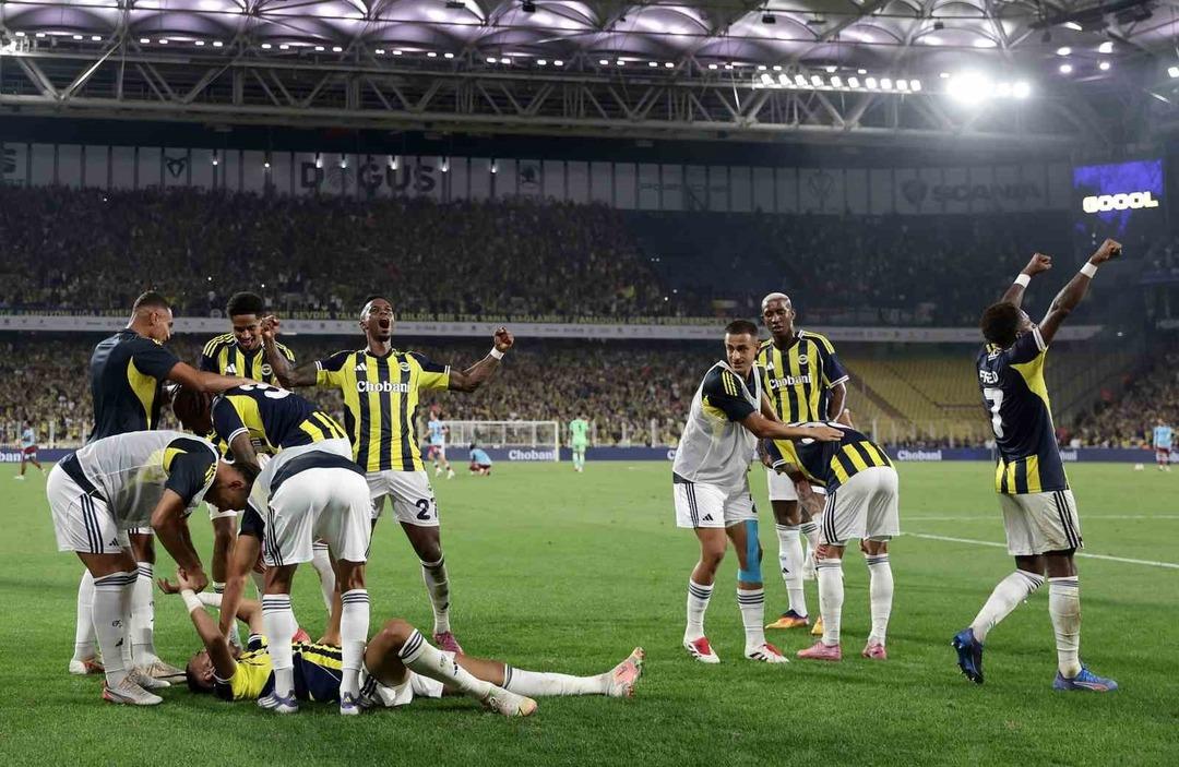 Fenerbahçe de Feyenoord galibiyeti kasayı doldurdu! Sıra geldi Play-Off maçına... Şampiyonlar Ligi nde gruplar öncesi final turu 1