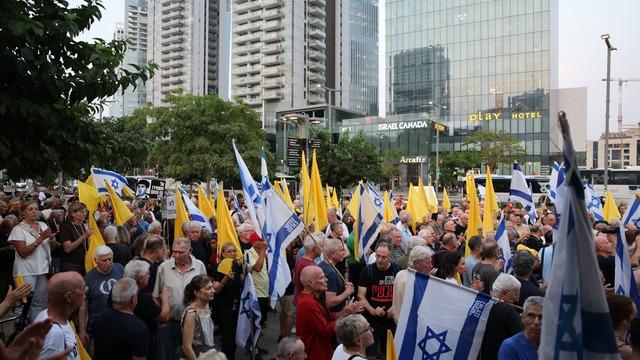 İsrailli emekli ve yedek savaş uçağı pilotları Gazze’nin işgaline yönelik planı protesto etti