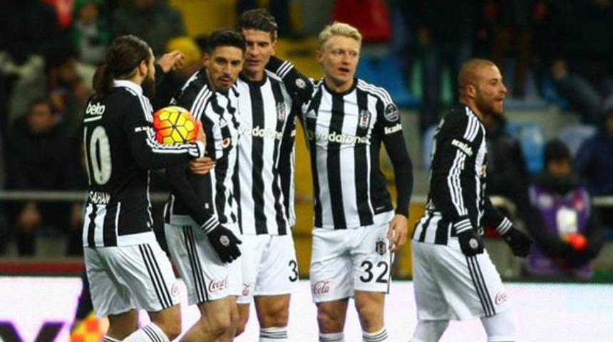 Beşiktaş Kayserispor'u yendi, zirveye kondu