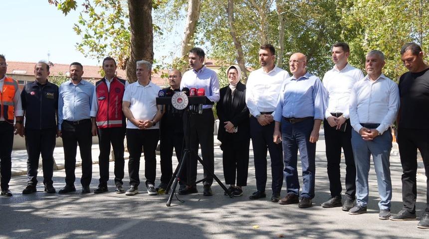 Bakan Kurum'dan Sındırgı depremi sonrası önemli açıklamalar