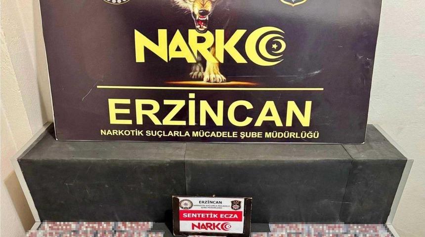 Erzincan’da 643 adet sentetik ecza maddesi ele geçirildi