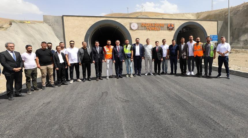 Güzeldere Tüneli’nin ikinci tüpünde çalışmalar sona doğru
