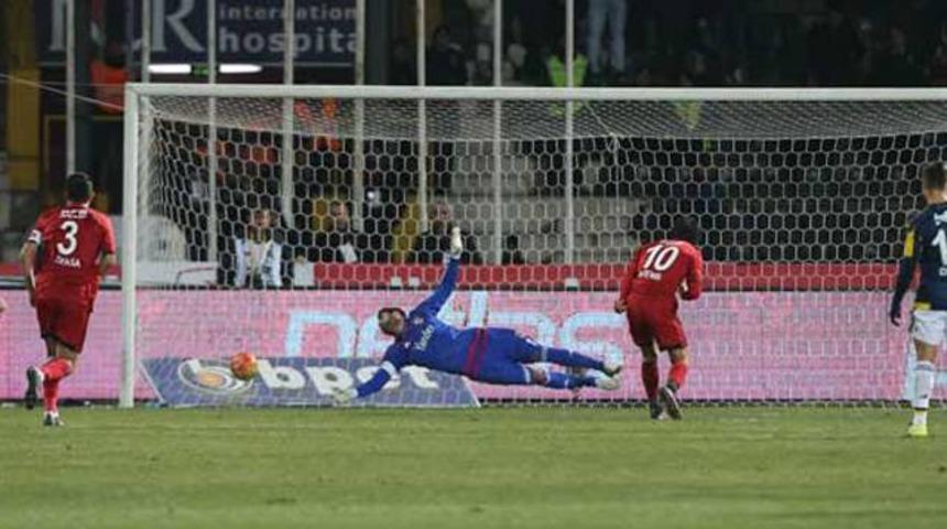 Penaltı &ouml;ncesi sulu restleşme!