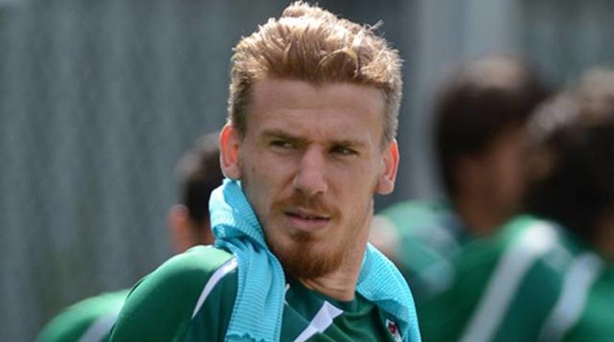 Serdar Aziz Arsenal yolunda