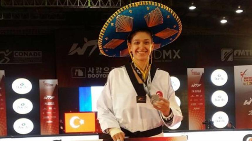 Nur Tatar, 2016 Rio vizesini cebine koydu