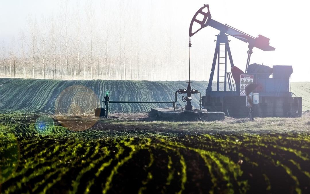 ABD petrol fiyatı tahminini aşağı çekti 2