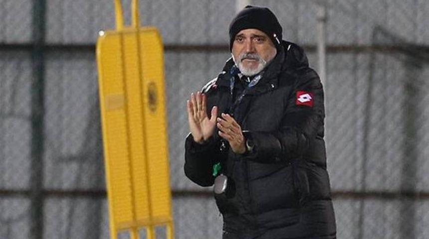 Hikmet Karaman'dan hakem isyanı!