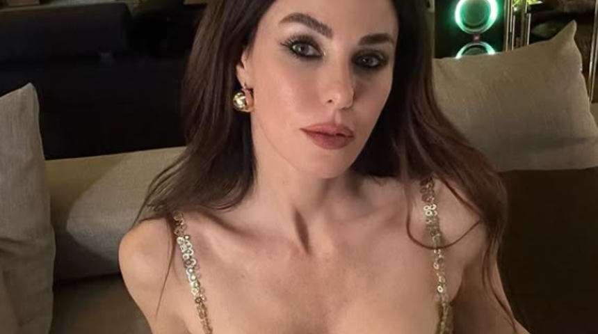 Woodman Milenani quymoqda Voyaga etgan ayollar porno chochqachilik banki