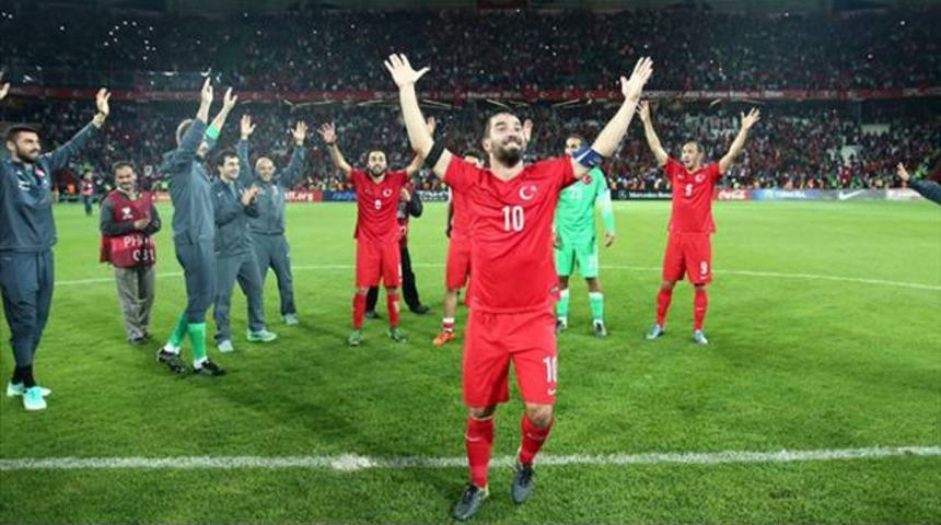 Arda Turan: Son s&ouml;z&uuml; T&uuml;rkiye s&ouml;yler!