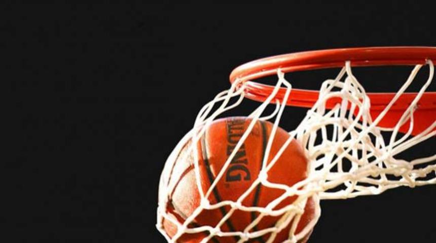 Samsun Canik 69-77 İstanbul &Uuml;niversitesi