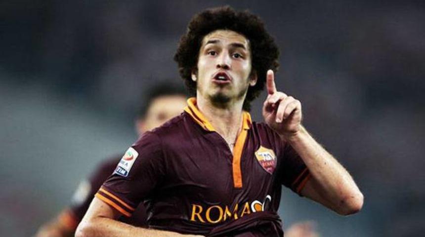 Roma, Salih U&ccedil;an i&ccedil;in servet &ouml;deyecek