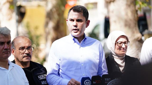 Bakan Kurum Sındırgı depreminde hasar gören köyleri ziyaret etti! Hedefimiz konutları 1 yıl içinde tamamlayıp teslim etmek 