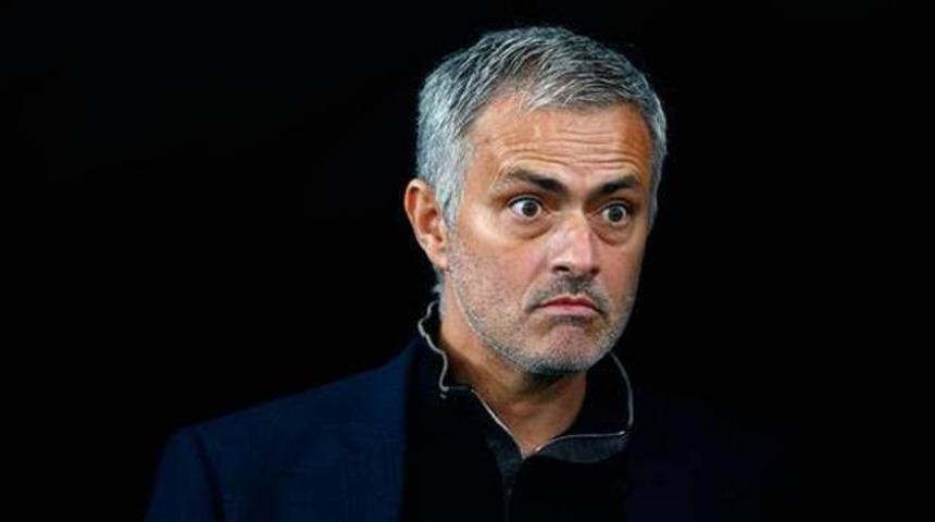 Mourinho 180 milyon TL'den vazge&ccedil;ti!