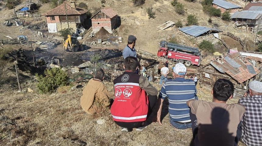Sinop’ta yangın mağduru aileye psikososyal destek