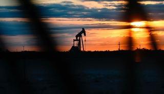Uluslararası Enerji Ajansı, petrol talebi artış öngörüsünü günlük 20 bin varil aşağı yönlü revize etti
