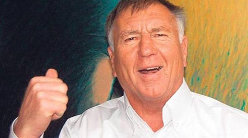 Sepp Piontek: 'H&uuml;lya Avşar'ı kamptan kovdum'