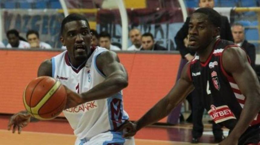 Trabzonspor 98-66 Uşak Sportif