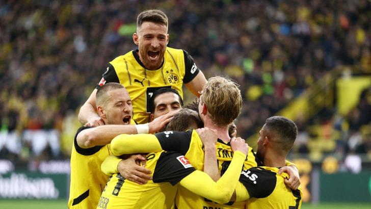 Ezeli rakibine 10 sıra fark attı! Fenerbahçe'den Avrupa'da dev yükseliş... İşte UEFA kulüp sıralamasında son durum! G3