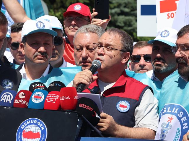 Memur ve emeklilerinden 'zam teklifi' tepkisi! 