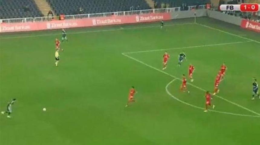 Dünya Şener'in golünü konuşuyor