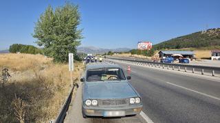 Amasya'da feci olay! Arızalanan otomobilini kontrol ederken tır çarptı, hayatını kaybetti