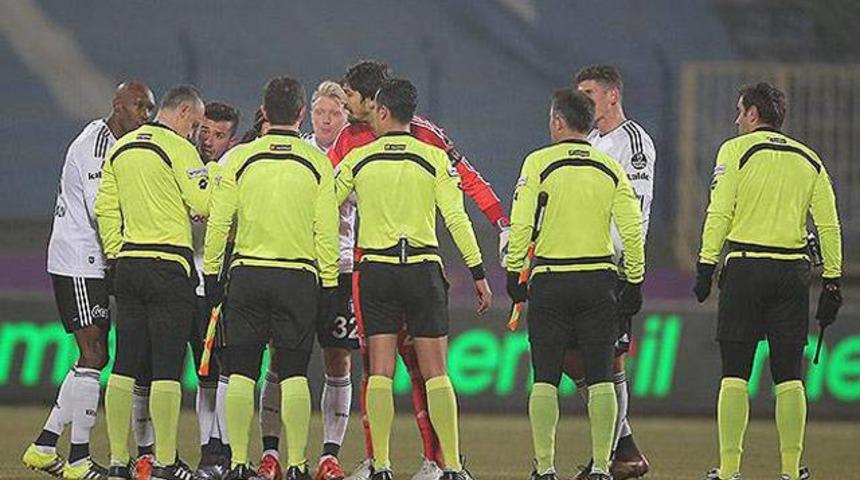 T&uuml;rk futbolunda &ccedil;izgi hakemi depremi