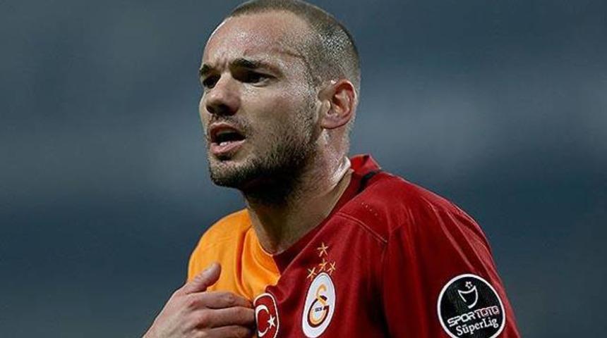Sneijder Kayseri'ye g&ouml;t&uuml;r&uuml;lmedi