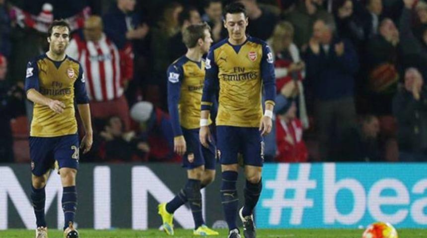 İngiltere Premier Ligi'de bol sürprizli hafta