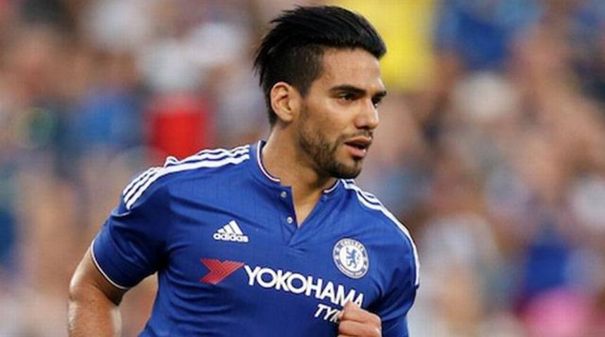 Falcao'dan Fenerbah&ccedil;elileri heyecanlandıran hamle