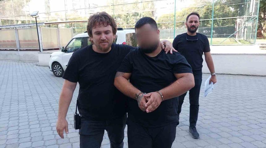 Sokak ortasında eşini darp edip ateş a&ccedil;an şahıs tutuklandı