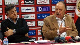 İnanılır gibi değil! Cavcav, Yılmaz Vural'ı yine kovdu