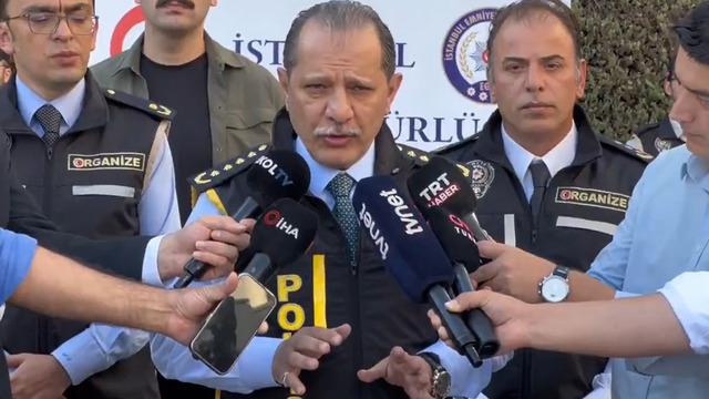 İstanbul Emniyet Müdürü Selami Yıldız duyurdu: Tehdit, yağma ve kurşunlama olaylarını gerçekleştiren suç çetelerine operasyon