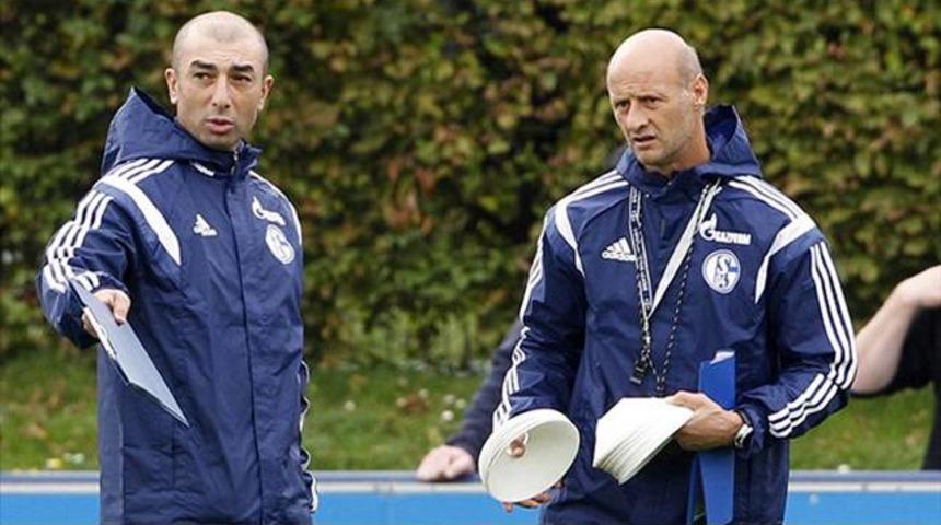 Galatasaray'da 'Sanal' antrenör skandalı