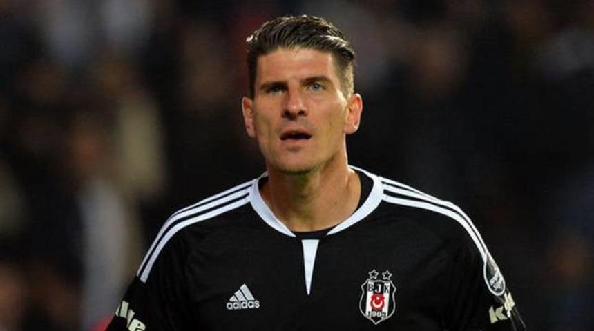 Yok artık! Dünya devi Mario Gomez'in peşinde