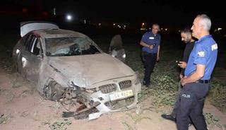 Şarampole takla atıp hurdaya döndü