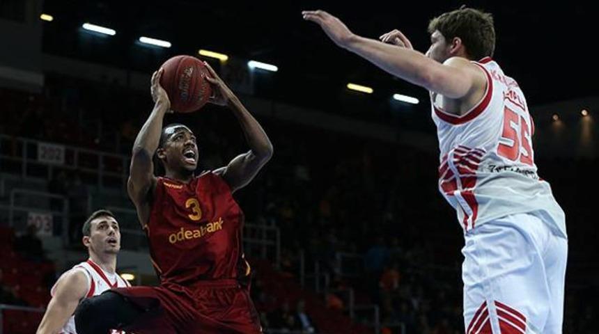 Aslan'dan Zaragoza'ya fark!