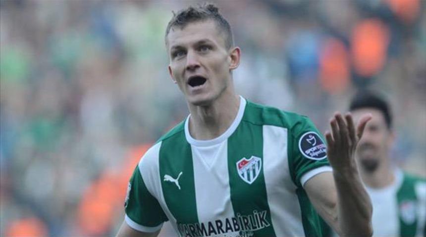 Bursaspor'a Necid ve Cuenca i&ccedil;in 39 milyon TL