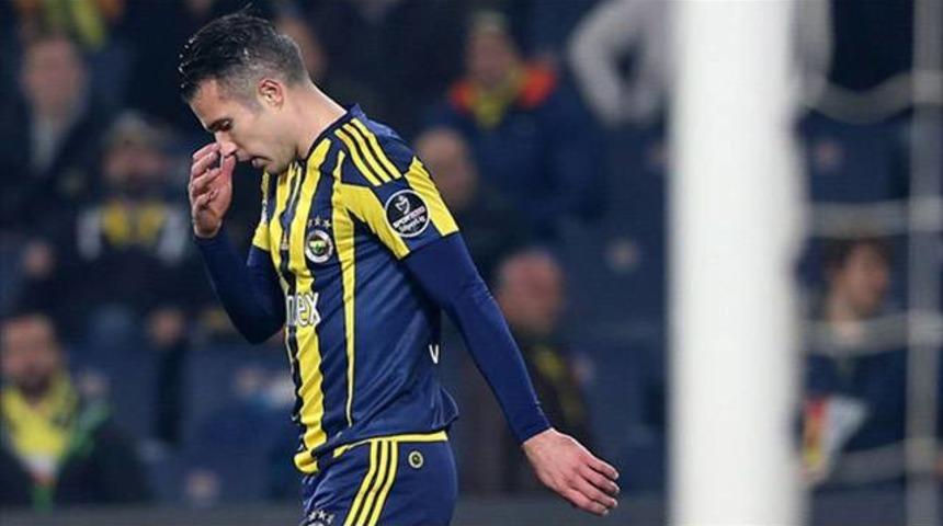 Fenerbah&ccedil;e'de Van Persie 2 ma&ccedil; yok