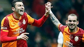 Burak ve Sneijder’in durumu belli oldu!