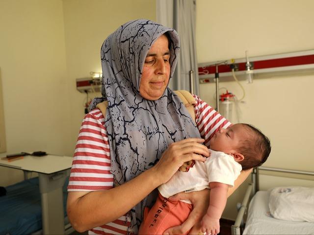 Abisinin yaşadığı başına geldi! Doğumdan hemen sonra...
