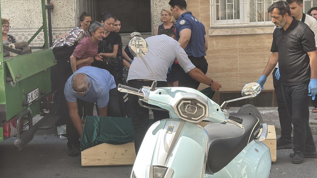 İstanbul da şüpheli ölüm: Evinde yarı çıplak halde ölü halde bulundu! 3