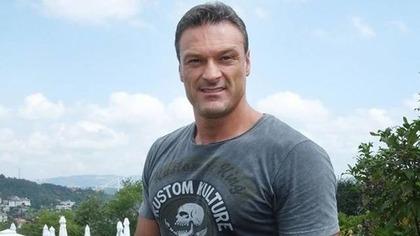 Alpay Özalan, Mersin İdmanyurdu yolunda