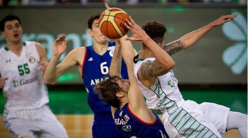 Darüşşafaka Doğuş 76-80 Anadolu Efes  